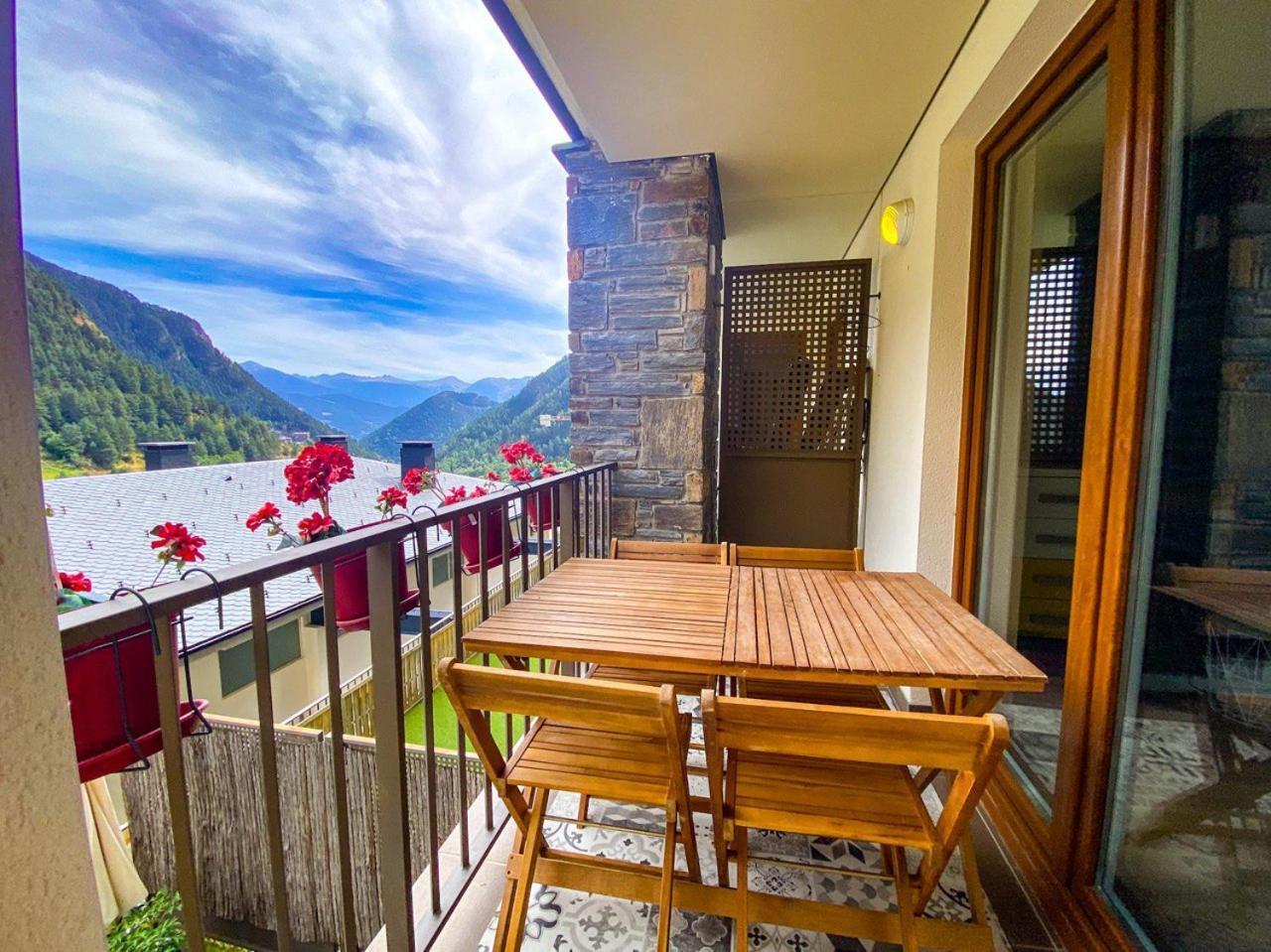 Terraza Con Increibles Vistas Para 6 Adultos Y 2 Extra Nino - 3 Habitaciones - 2 Banos - Arinsal - Free Parking L By Bonesvacances Kültér fotó
